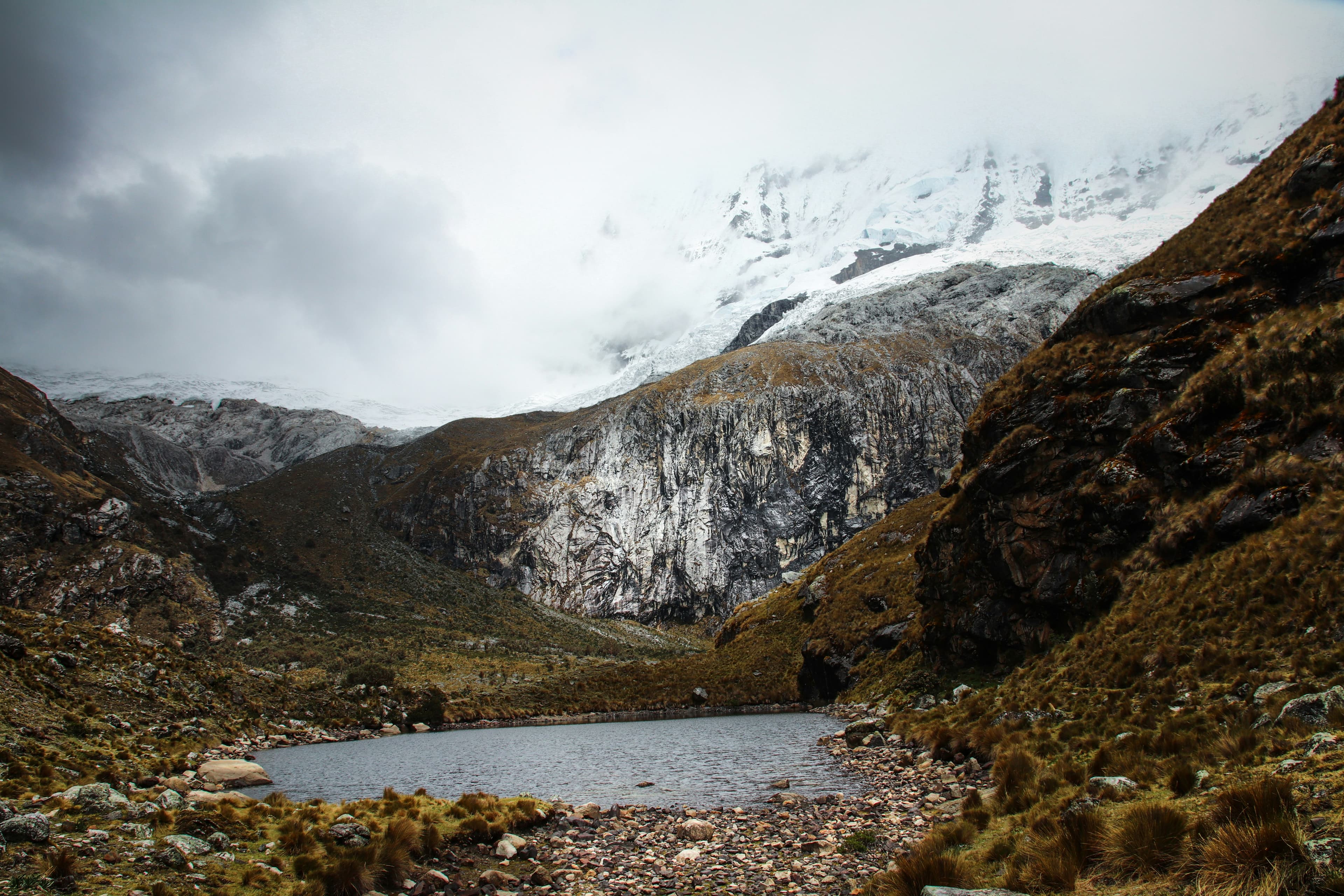 Huaraz — atmosphere 01